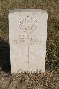 Ismailia War Memorial Cemetery - Willis, Henry Willyama